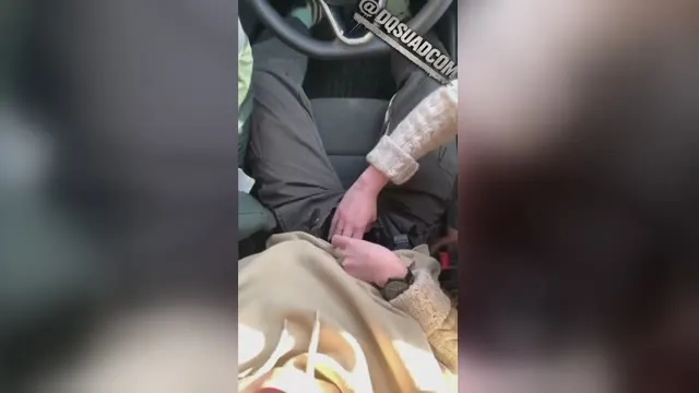 Ein Typ hat es einer russischen Schlampe auf der Autobahn gegeben