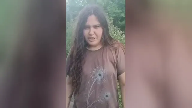 Ein fetter Ladenbesitzer wurde vor der Kamera in die Vagina gefickt