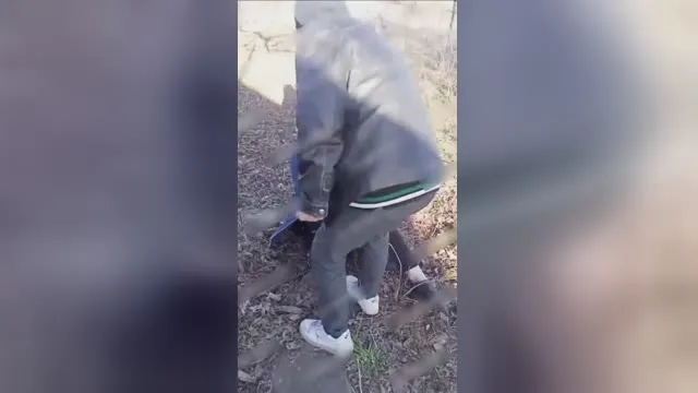 Рыжую закладчицу выебали за попытки наебать клиентов наркошопа